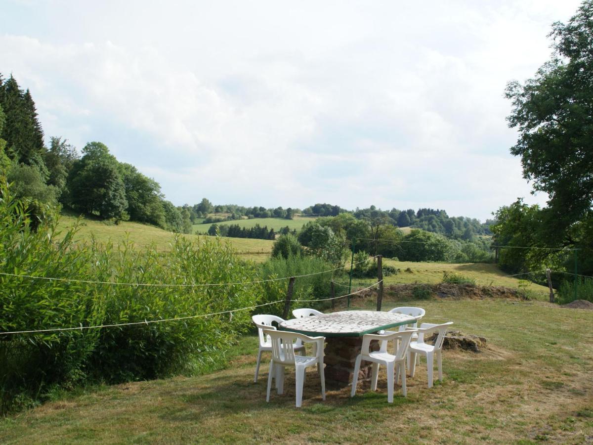 Spacious Holiday Home Near The Forest Esmoulieres Szoba fotó