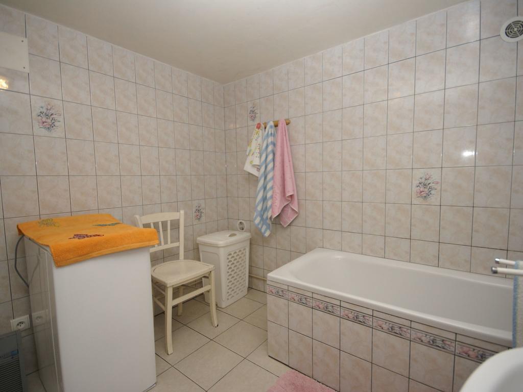 Spacious Holiday Home Near The Forest Esmoulieres Kültér fotó